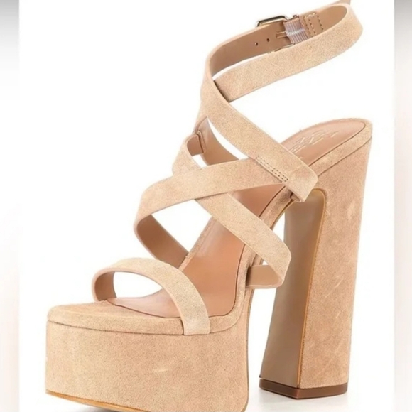 Gianni Bini Platform Heeled Sandals 10 Nude Cream Suede Margee Wrap Y2K New $110